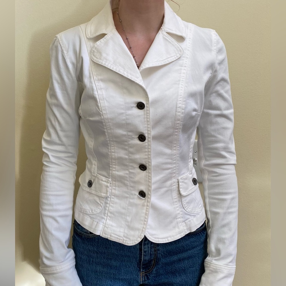 D&G Vintage White Tailored Jean Jacket with Lapel Collar